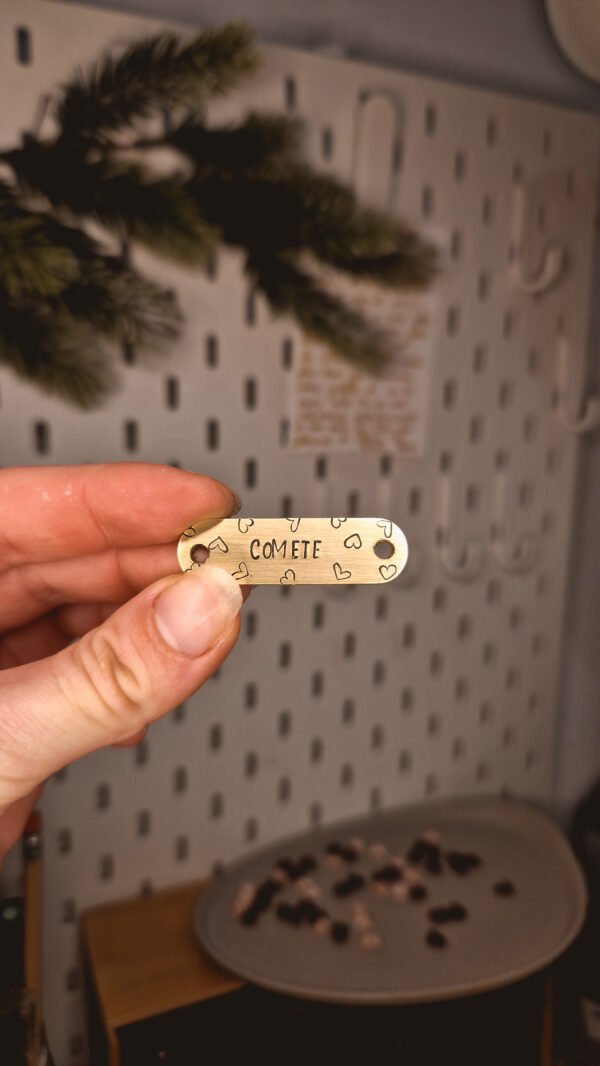 Collier de perles porte médaille "Perles de lien"