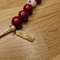 Collier de perles porte médaille "Perles de lien"